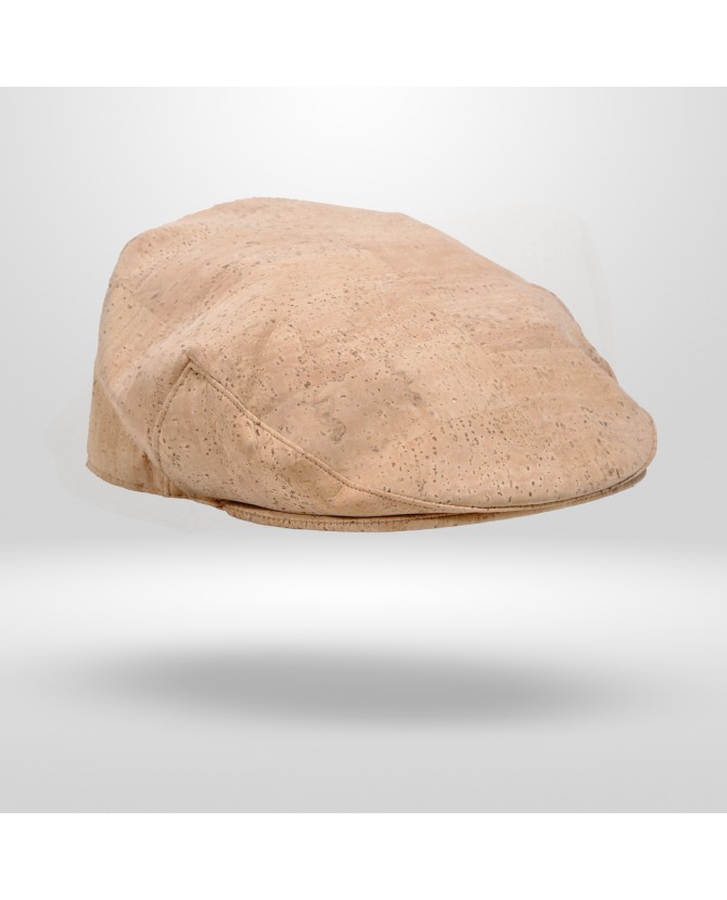 Le béret parisien en liège. la mode française revisitée